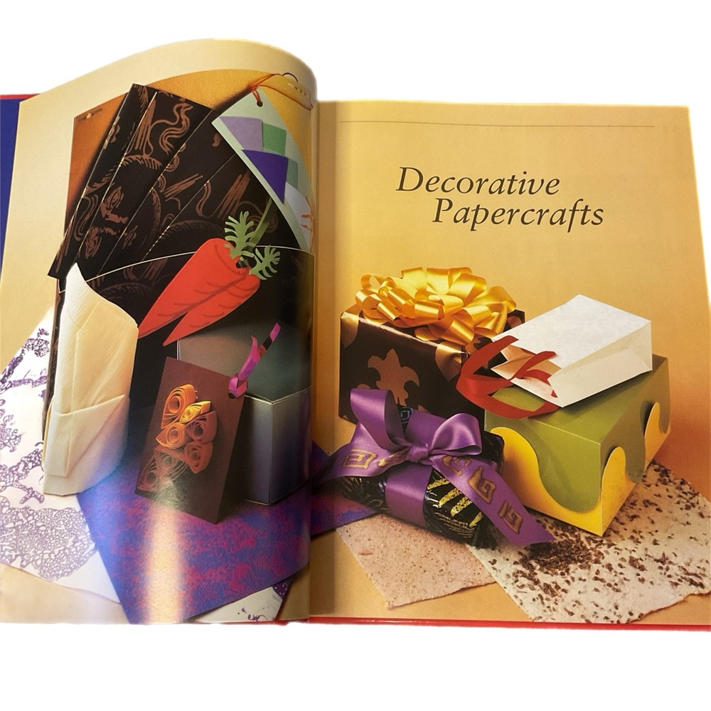 The Ultimate Papercraft and Origami Book by Paul Jackson Hardcover Coffee Table - Picture 9 of 15